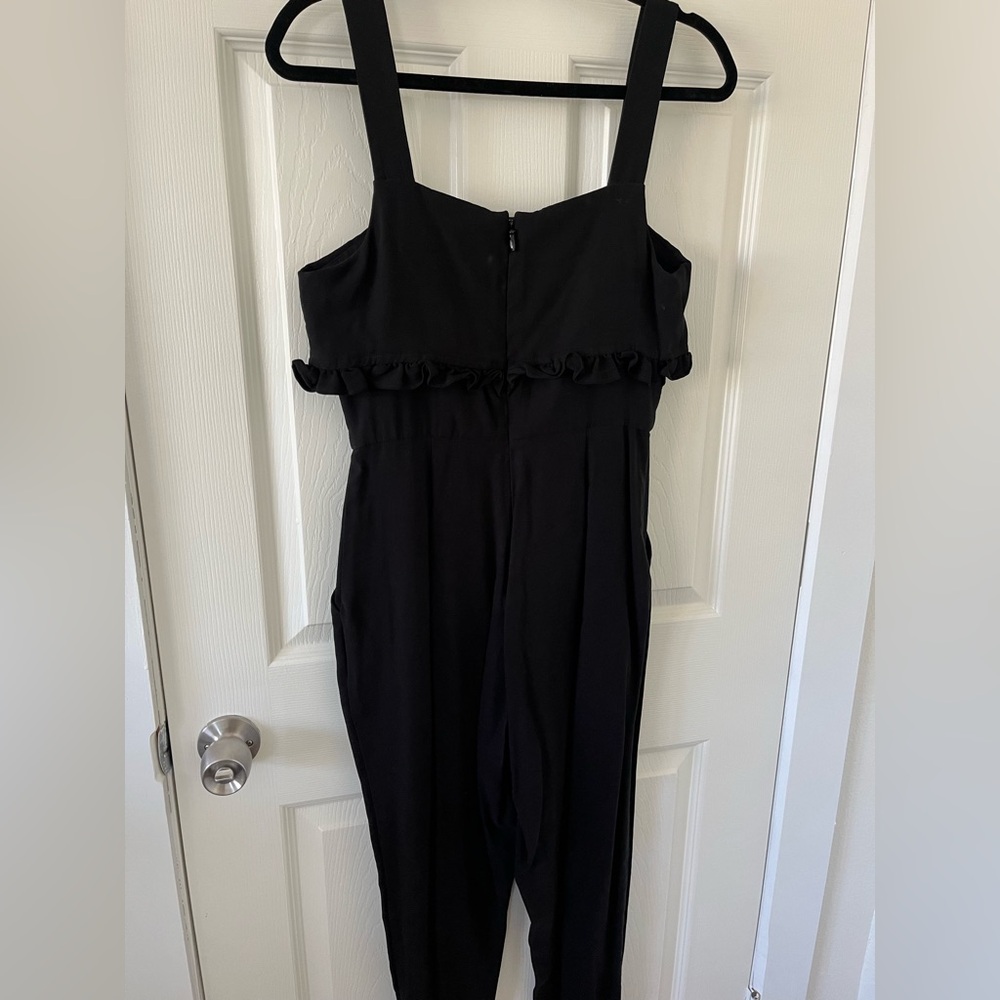Women’s Black Ruffled BCBG Jumpsuit (size 6) - Picture 6 of 7